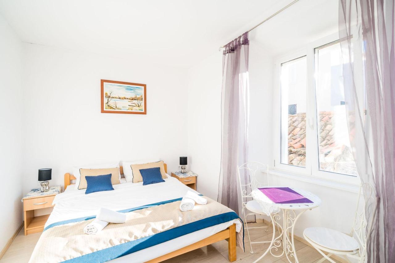 Deluxe Rooms With A Terrace View At Old City Gate Dubrovnik Extérieur photo