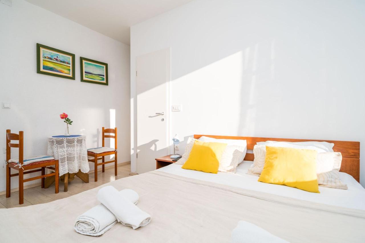 Deluxe Rooms With A Terrace View At Old City Gate Dubrovnik Extérieur photo