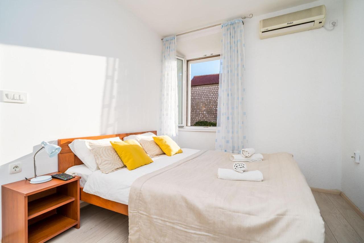 Deluxe Rooms With A Terrace View At Old City Gate Dubrovnik Extérieur photo