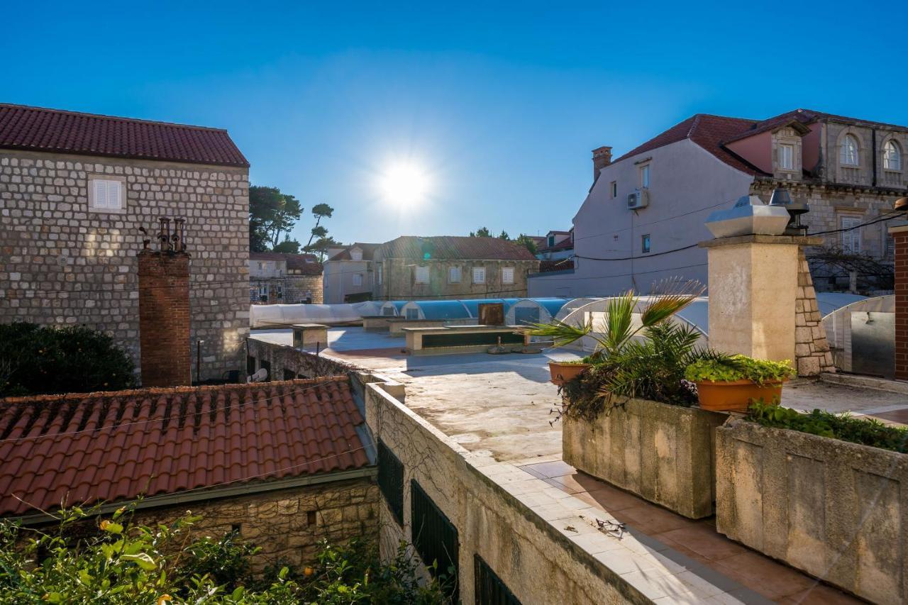 Deluxe Rooms With A Terrace View At Old City Gate Dubrovnik Extérieur photo