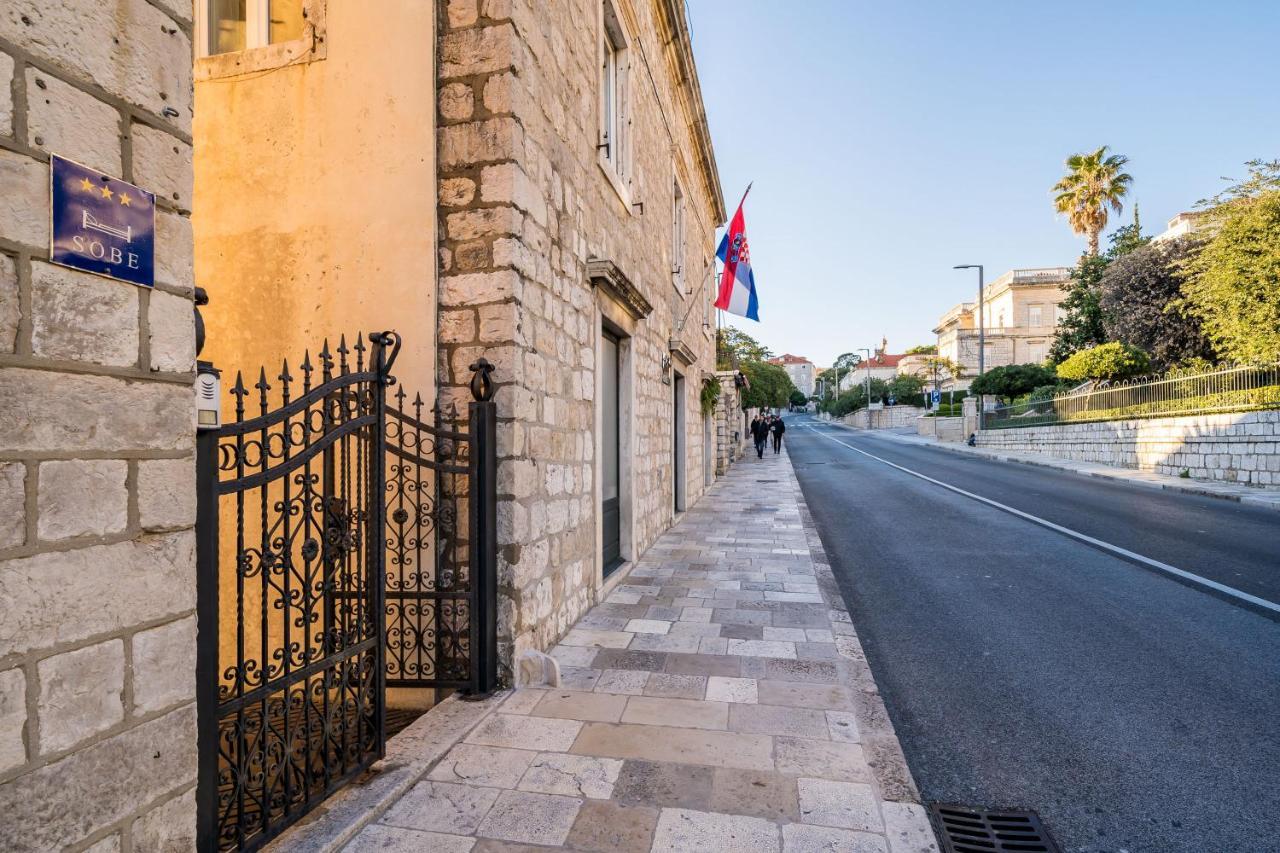 Deluxe Rooms With A Terrace View At Old City Gate Dubrovnik Extérieur photo