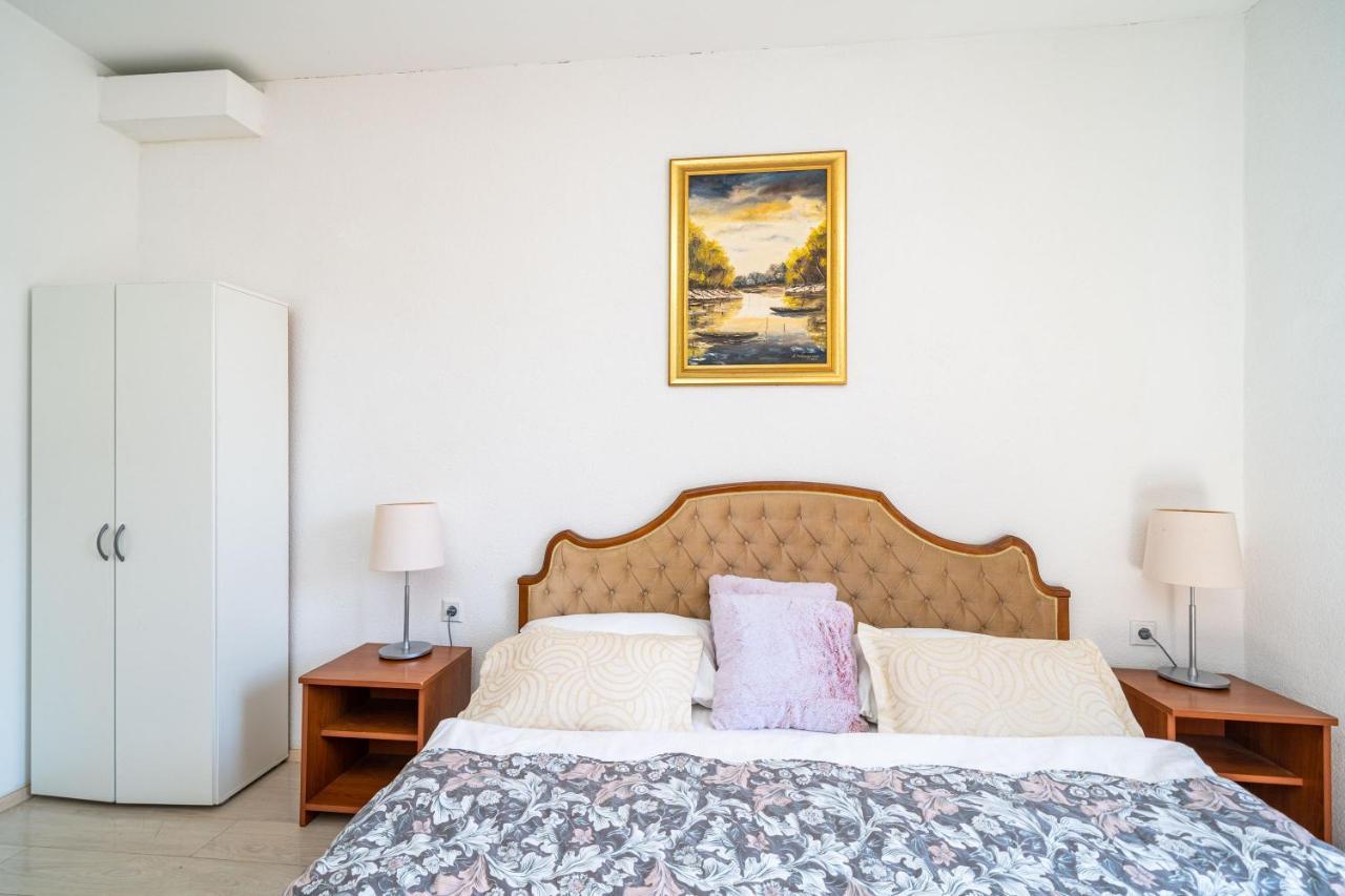 Deluxe Rooms With A Terrace View At Old City Gate Dubrovnik Extérieur photo