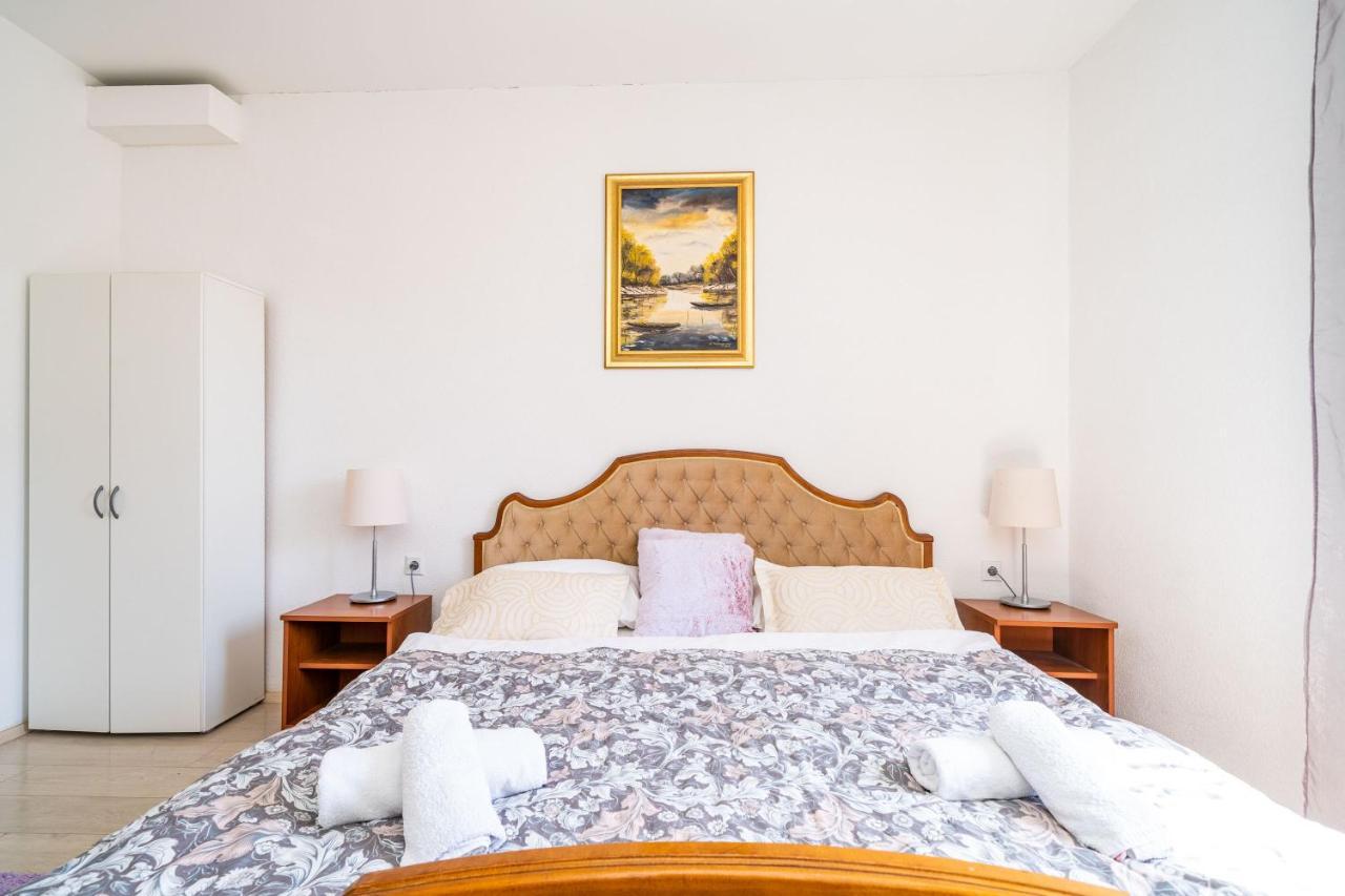 Deluxe Rooms With A Terrace View At Old City Gate Dubrovnik Extérieur photo